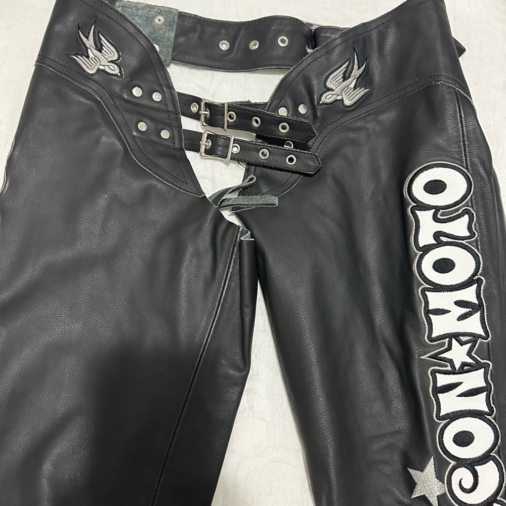 Leather Bombshell Motorcycle GoGo chaps - Picture 8 of 16